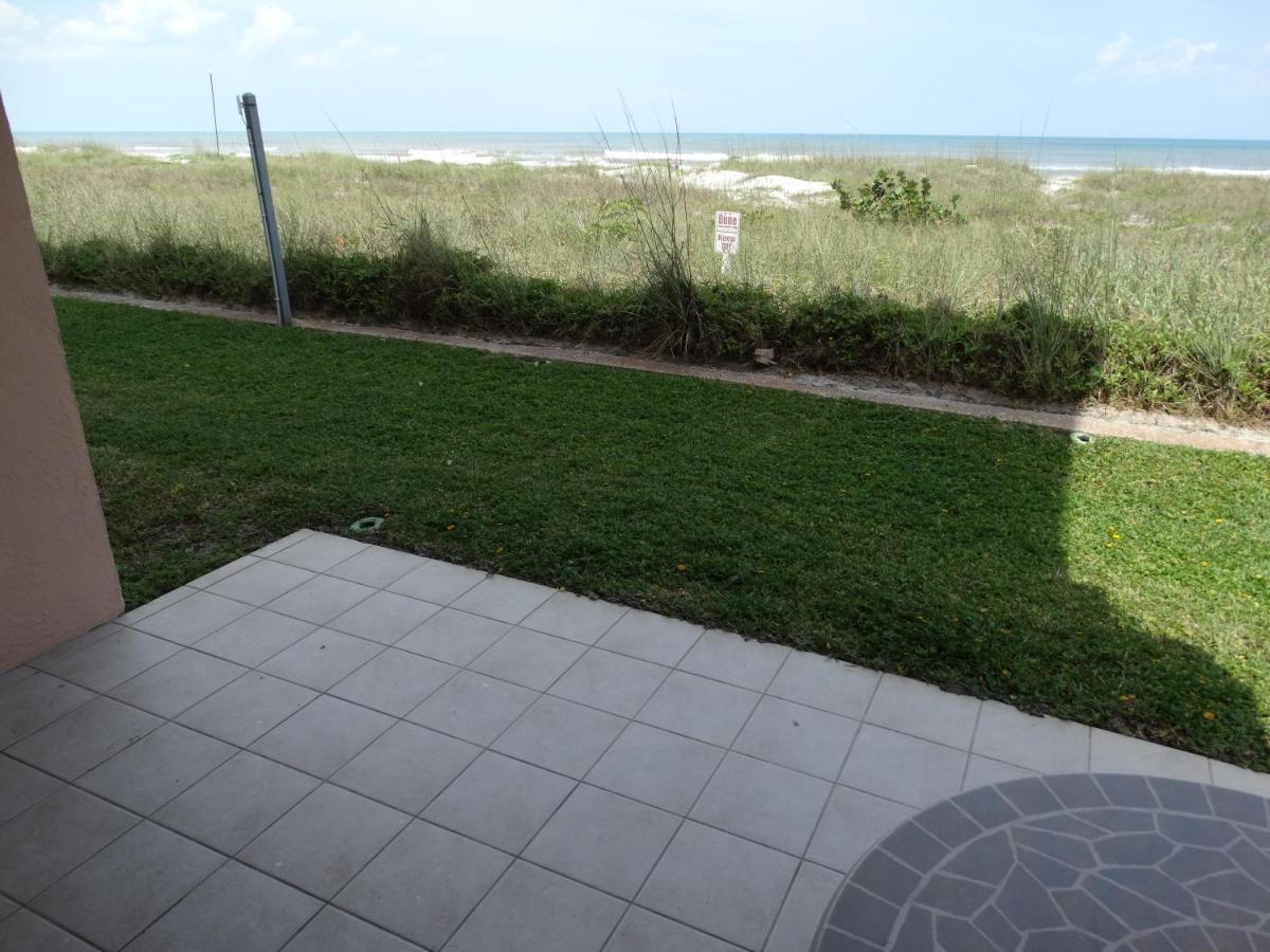 Spanish Main Unit 4- Direct Oceanfront Condo! ココアビーチ エクステリア 写真