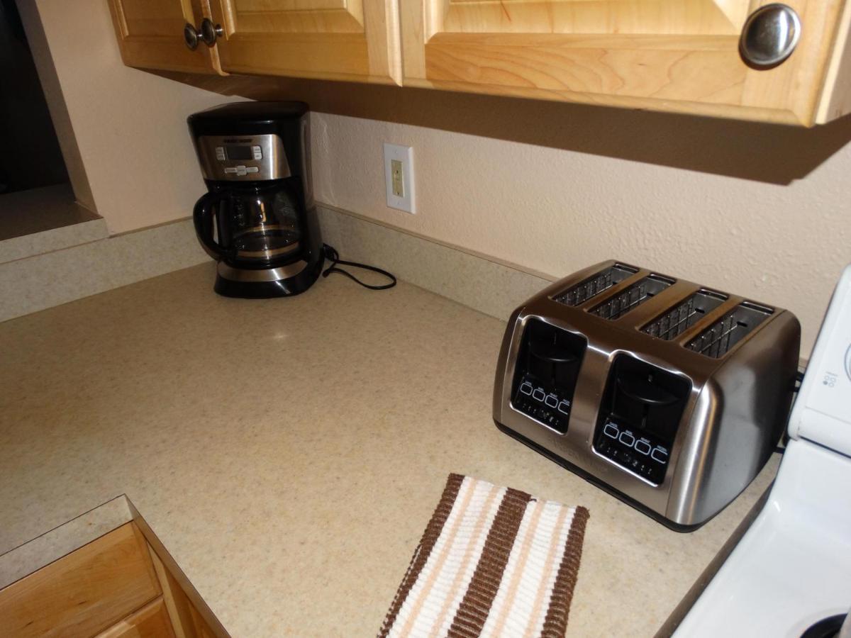 Spanish Main Unit 4- Direct Oceanfront Condo! ココアビーチ エクステリア 写真